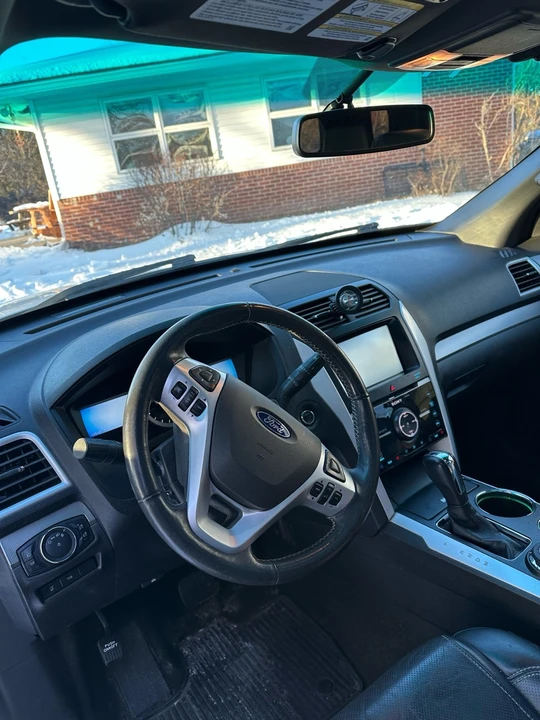 2014 Ford Explorer 5th Gen - Image 12 of 21