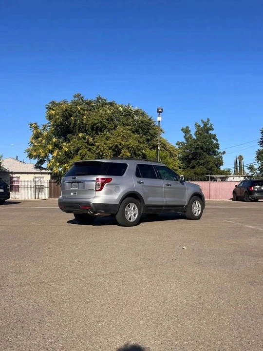 2014 Ford Explorer 5th Gen - Image 4 of 11