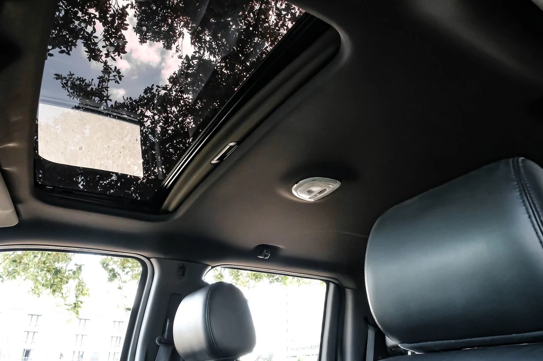 2014 Ford F-150 Raptor 12th Gen - Image 6 of 31