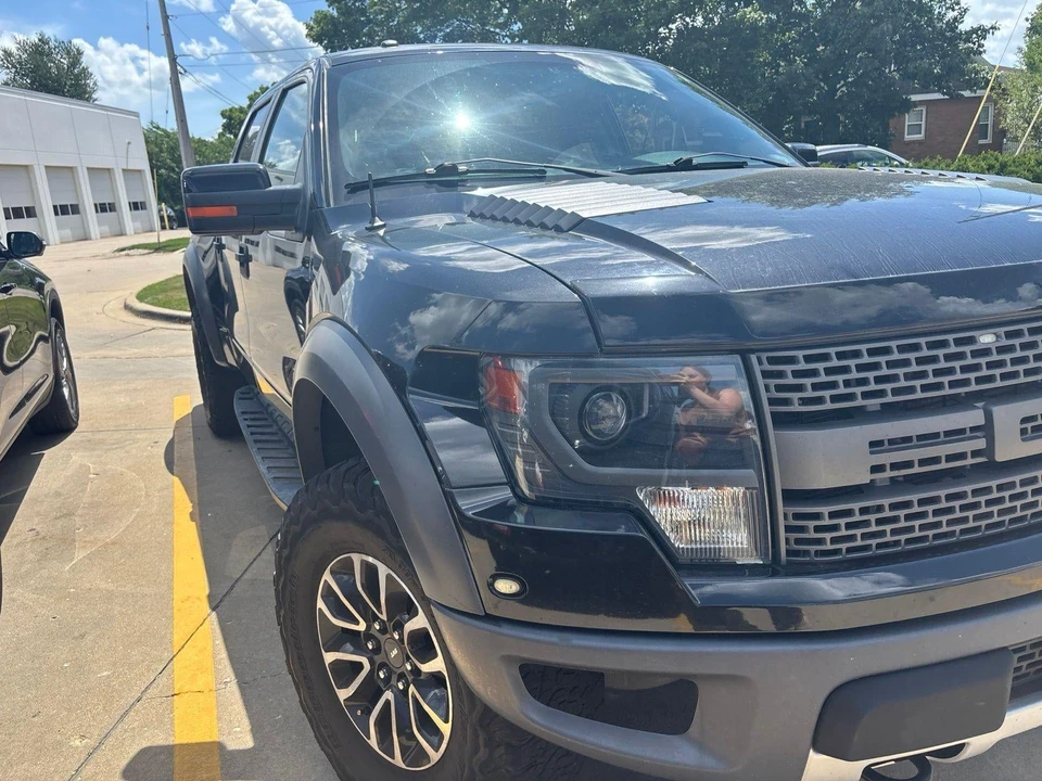 2014 Ford F-150 Raptor 12th Gen - Image 2 of 28