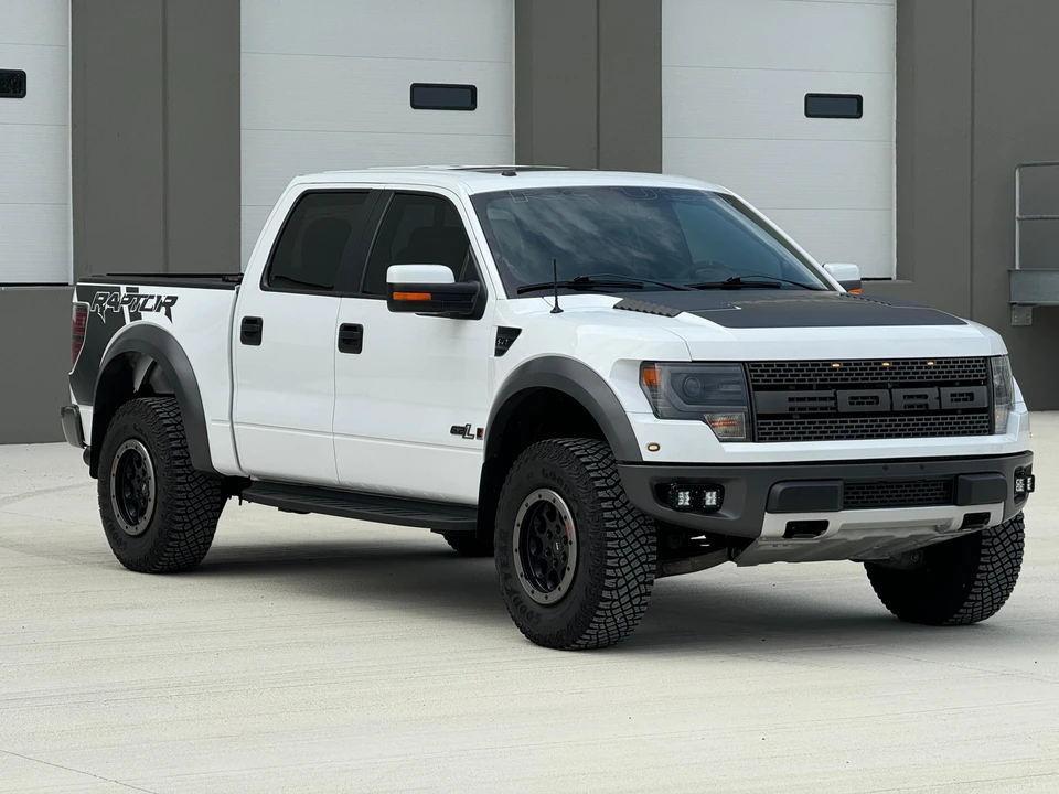 2014 Ford F-150 Raptor 12th Gen - Image 17 of 31