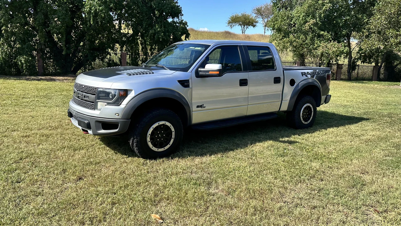 2014 Ford F-150 Raptor 12th Gen - Image 13 of 31