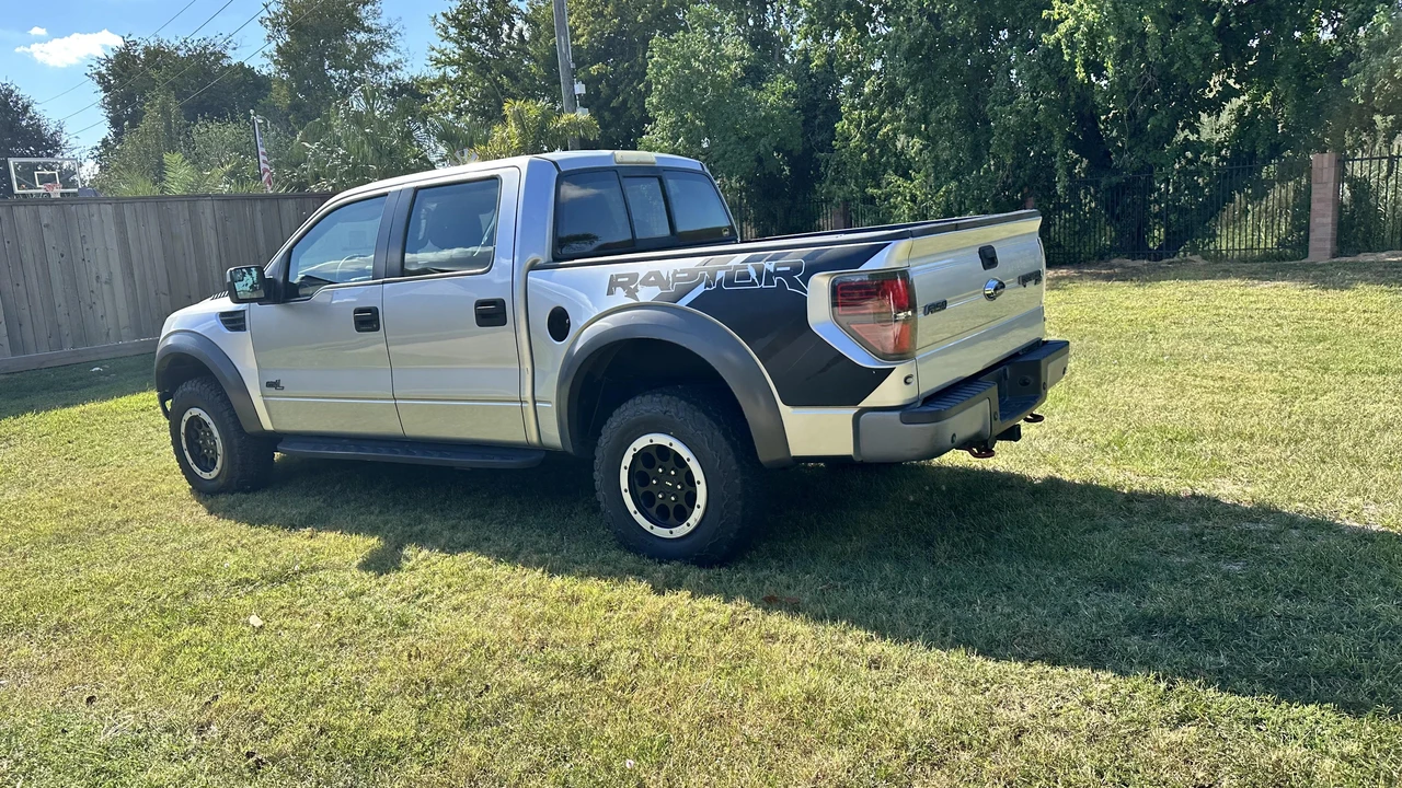 2014 Ford F-150 Raptor 12th Gen - Image 18 of 31