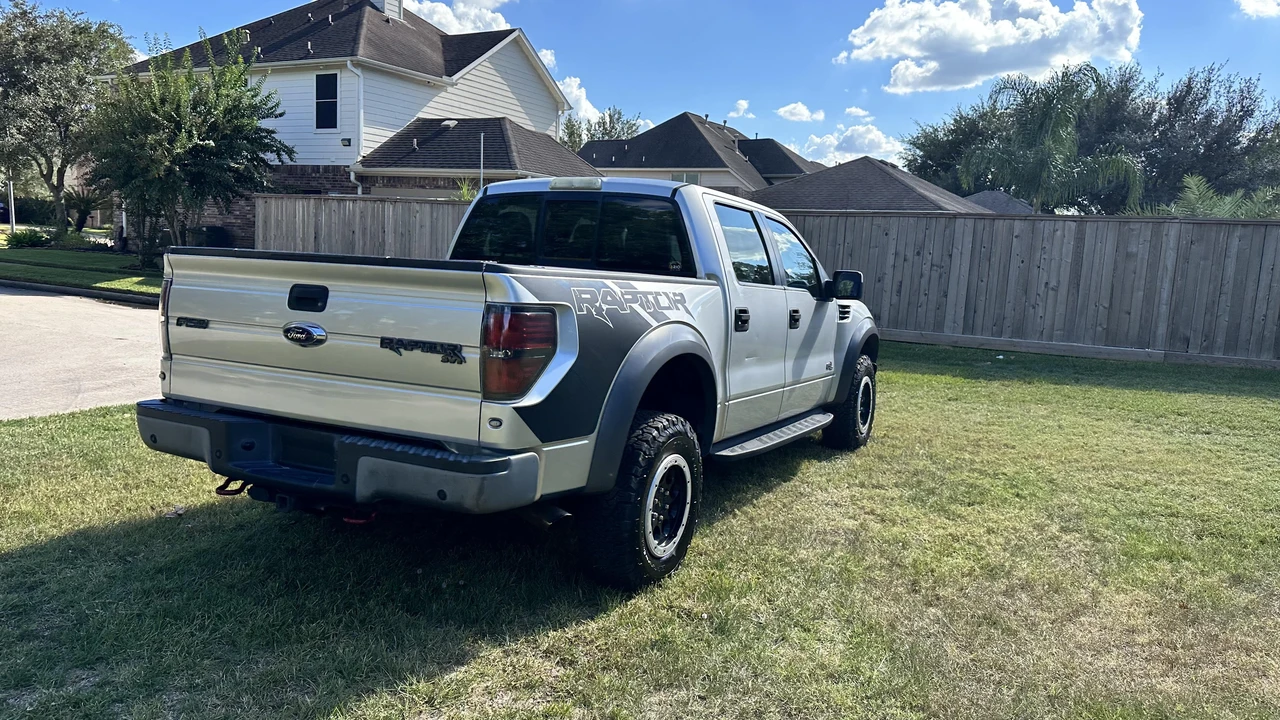 2014 Ford F-150 Raptor 12th Gen - Image 26 of 31
