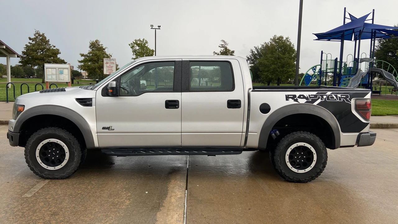 2014 Ford F-150 Raptor 12th Gen - Image 15 of 31