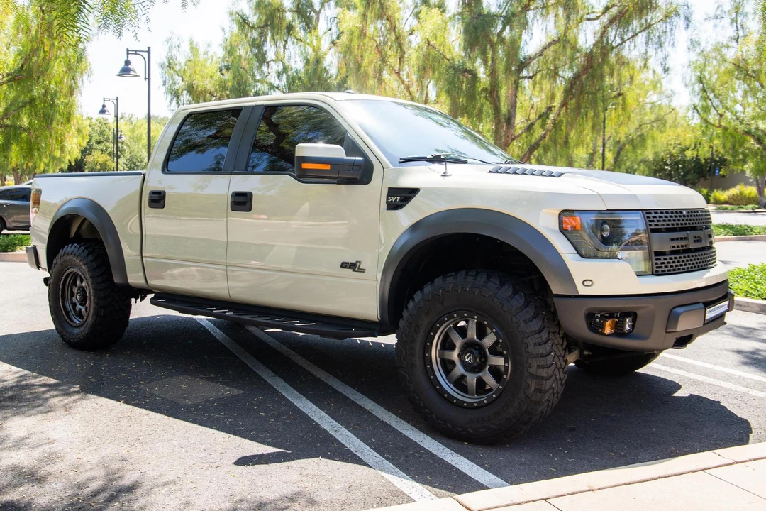 2014 Ford F-150 Raptor 12th Gen - Image 2 of 31