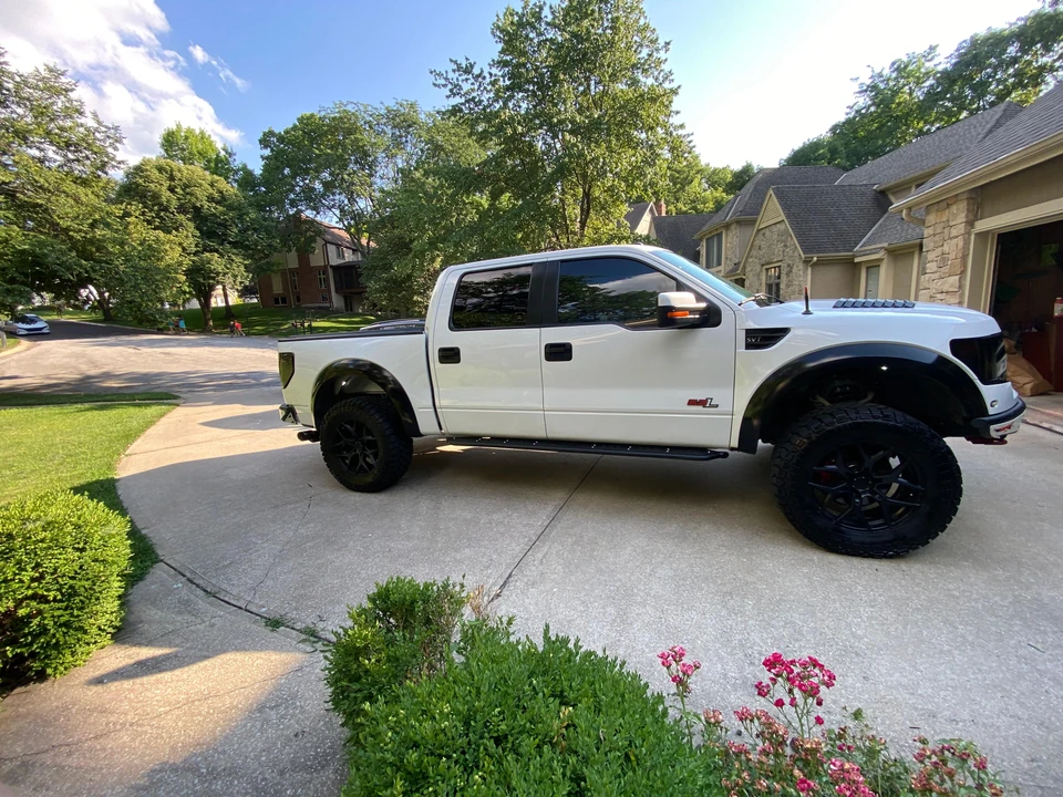 2014 Ford F-150 Raptor 12th Gen - Image 16 of 31