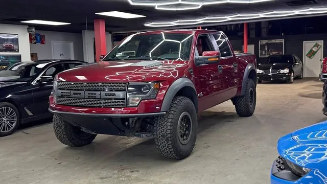 2014 Ford F-150 SVT Raptor 4dr SuperCrew Styleside 5.5 ft. SB