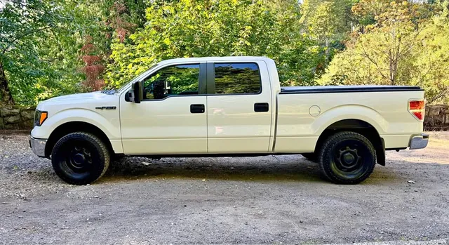 2014 Ford F-150 SVT Raptor