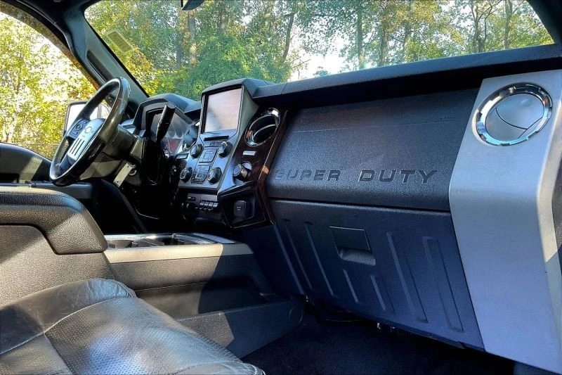 2014 Ford Super Duty 3rd Gen - Image 11 of 12