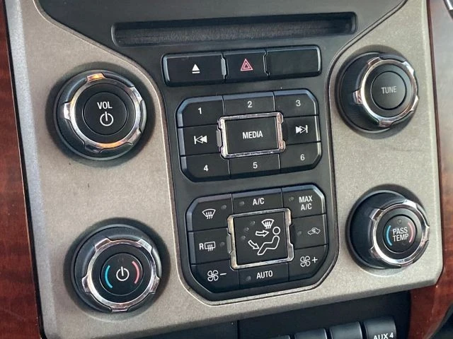 2014 Ford Super Duty 3rd Gen - Image 28 of 31