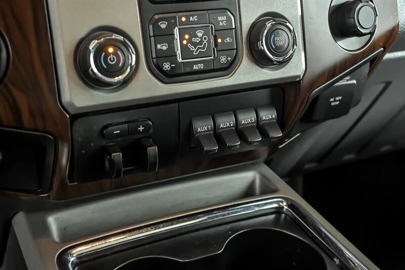 2014 Ford Super Duty 3rd Gen - Image 28 of 30
