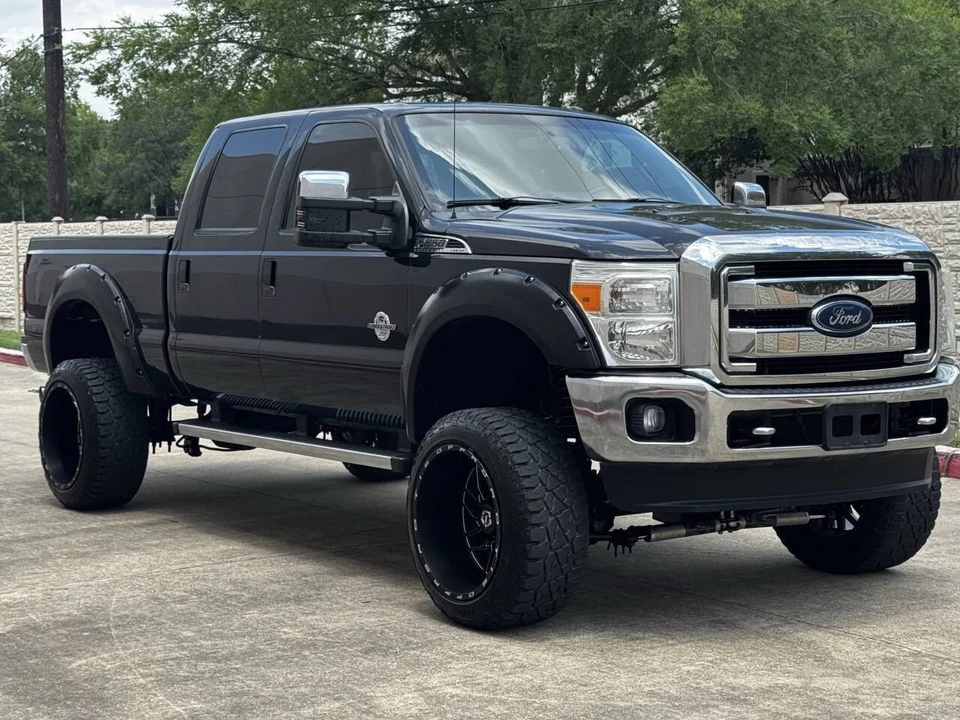 2014 Ford Super Duty 3rd Gen - Image 2 of 12