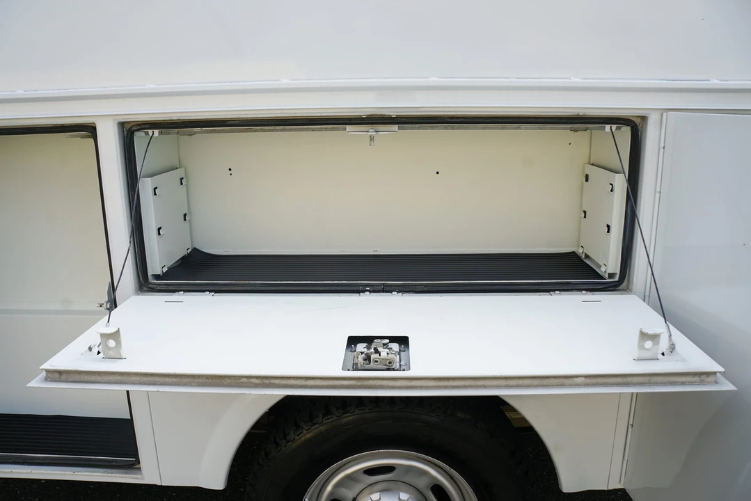 2014 Ford Super Duty 3rd Gen - Image 27 of 31