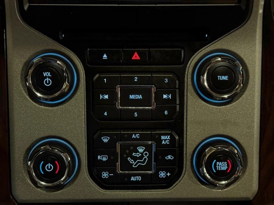 2014 Ford Super Duty 3rd Gen - Image 28 of 31