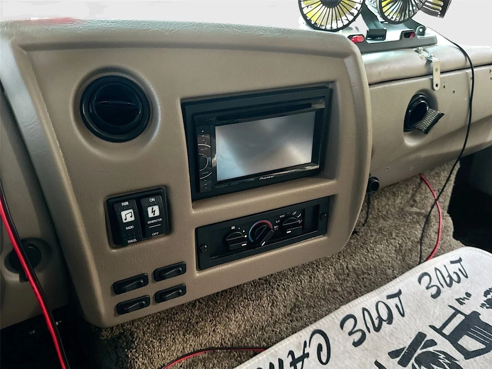 2014 Ford Super Duty 3rd Gen - Image 15 of 31
