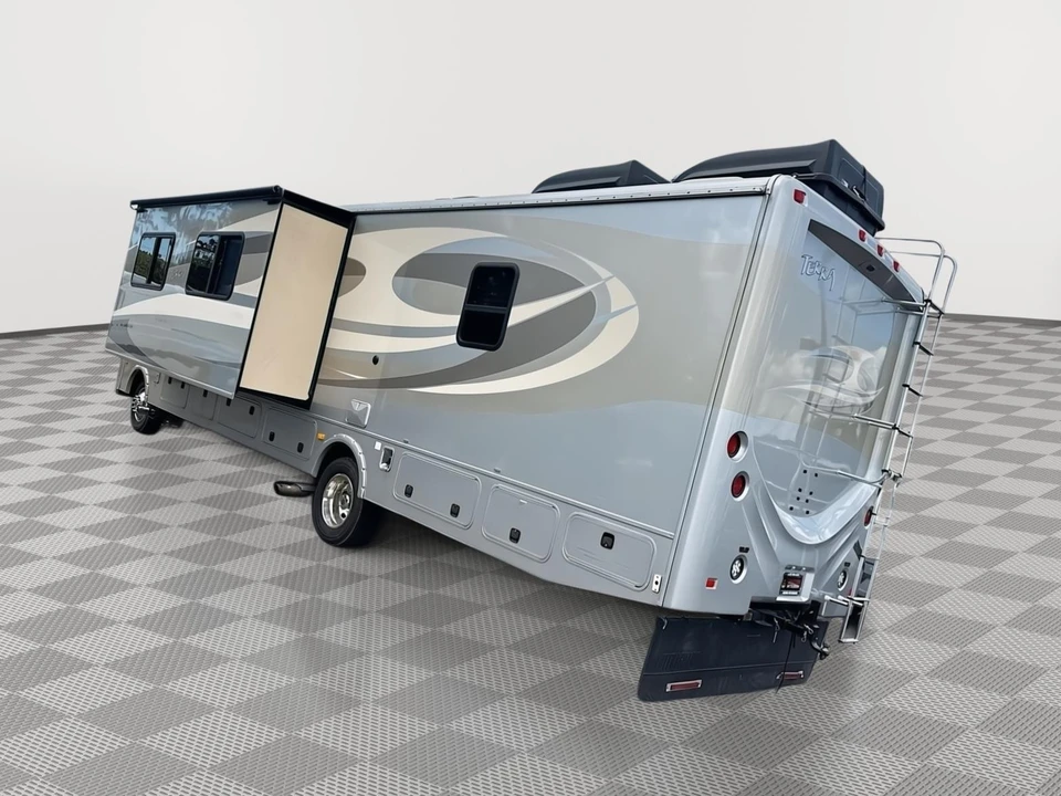2014 Ford Super Duty 3rd Gen - Image 5 of 31
