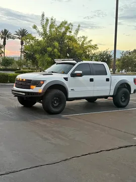 2014 Ford F-150 SVT Raptor SuperCrew Cab
