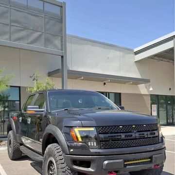 2014 Ford F150 SuperCrew Cab SVT Raptor