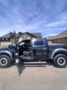 2014 Ford F150 SVT Raptor SuperCrew Cab