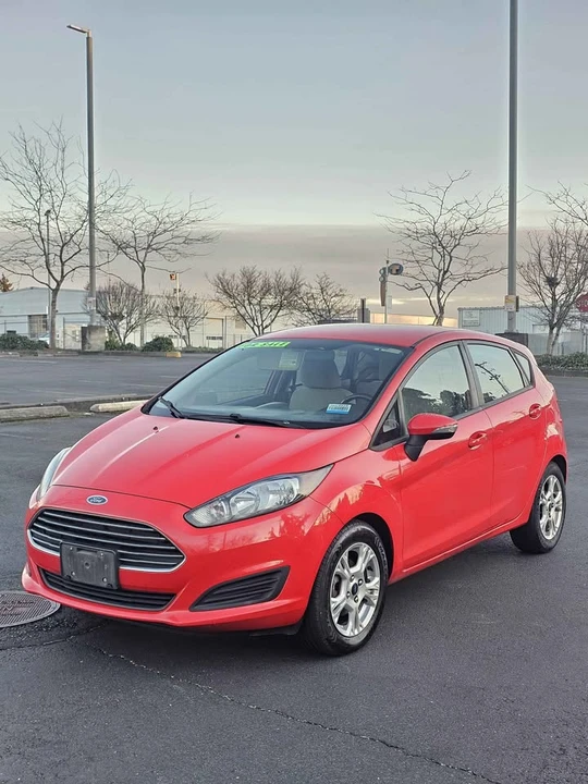 2014 Ford Fiesta - Image 9 of 18