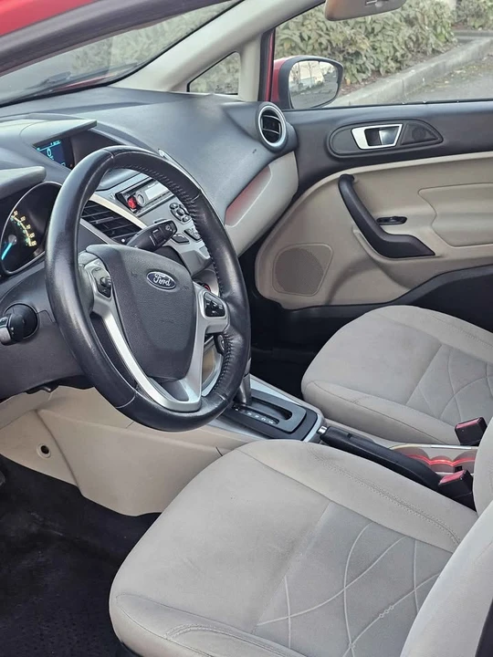 2014 Ford Fiesta - Image 8 of 18