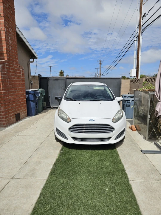 2014 Ford Fiesta - Image 2 of 7