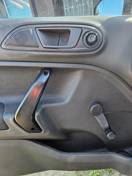 2014 Ford Fiesta - Image 6 of 7