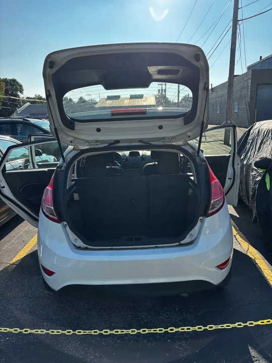 2014 Ford Fiesta - Image 5 of 12