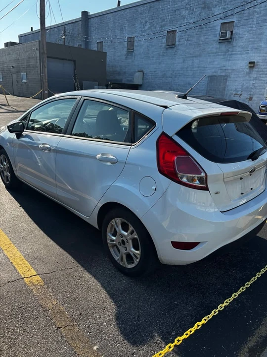 2014 Ford Fiesta - Image 3 of 12
