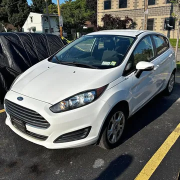 2014 Ford Fiesta SE Hatchback