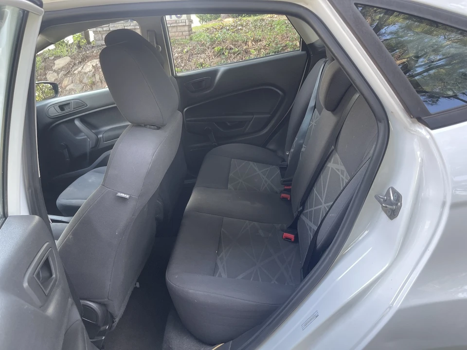 2014 Ford Fiesta - Image 7 of 11