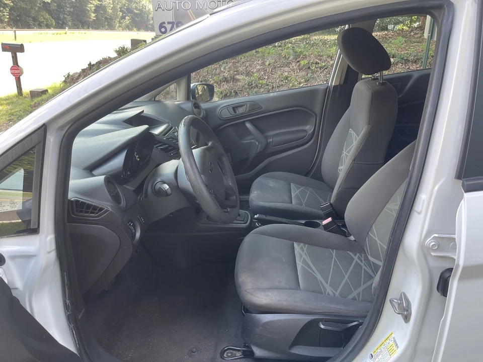 2014 Ford Fiesta - Image 11 of 11