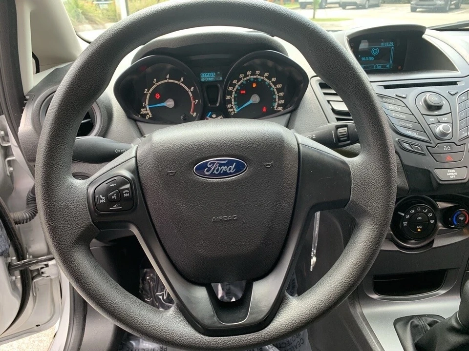2014 Ford Fiesta - Image 5 of 12