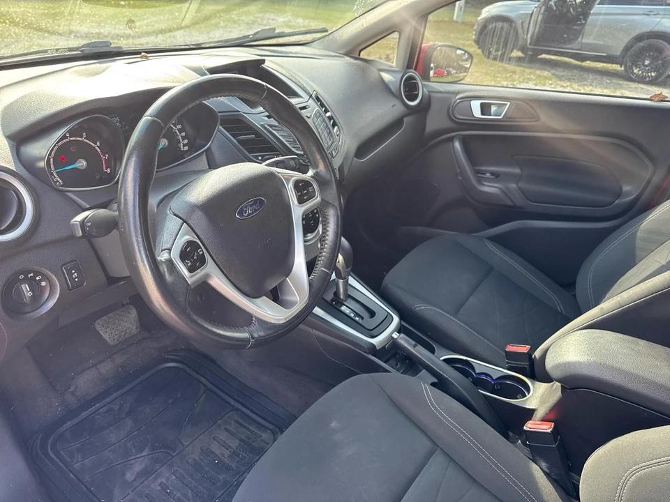 2014 Ford Fiesta - Image 7 of 9