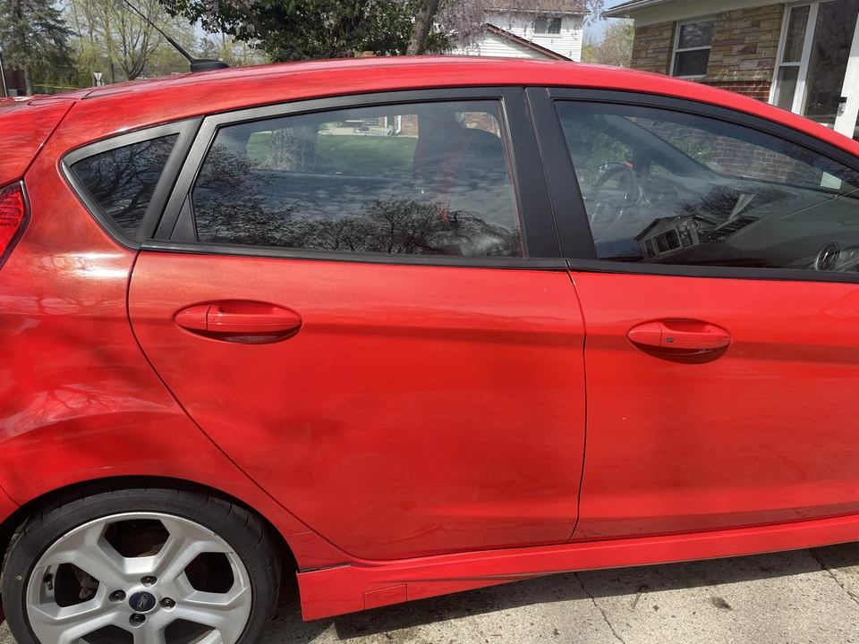 2014 Ford Fiesta - Image 25 of 31