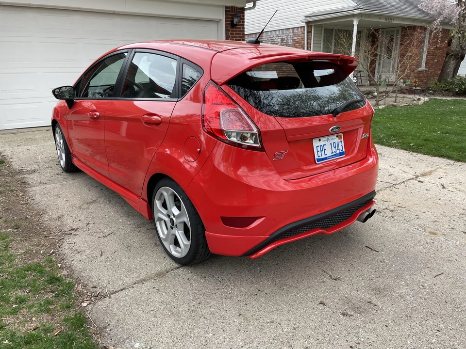 2014 Ford Fiesta - Image 12 of 31