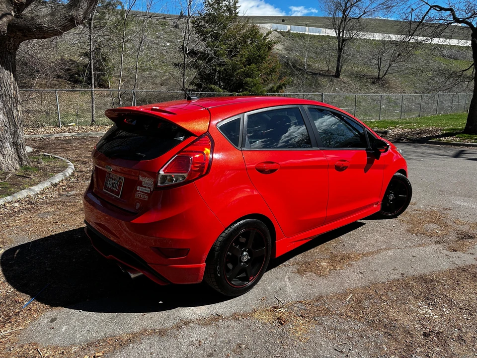 2014 Ford Fiesta - Image 11 of 31
