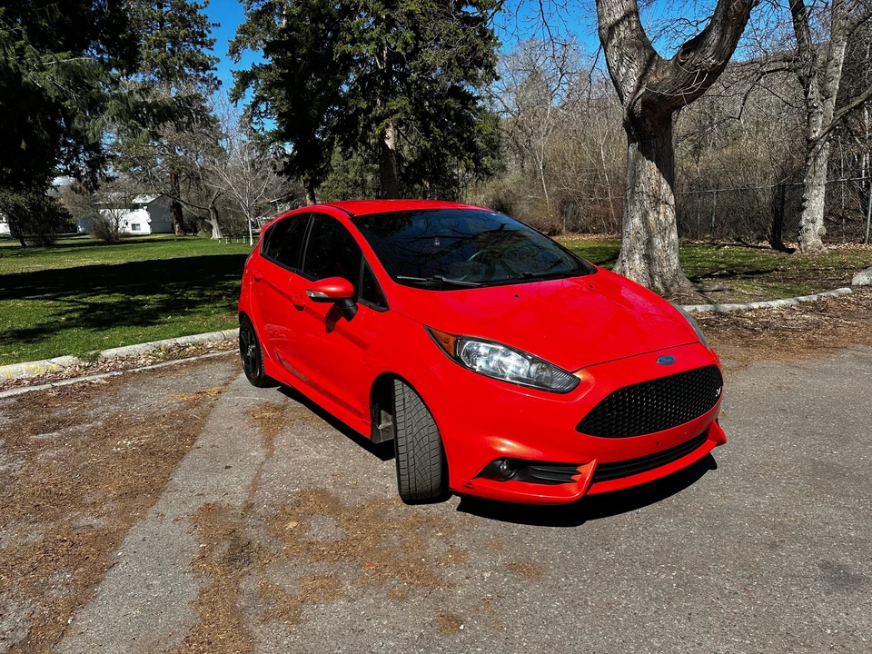 2014 Ford Fiesta - Image 13 of 31