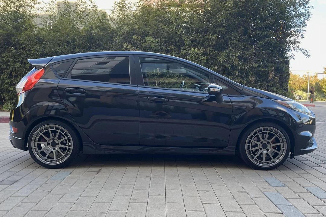 2014 Ford Fiesta - Image 3 of 31