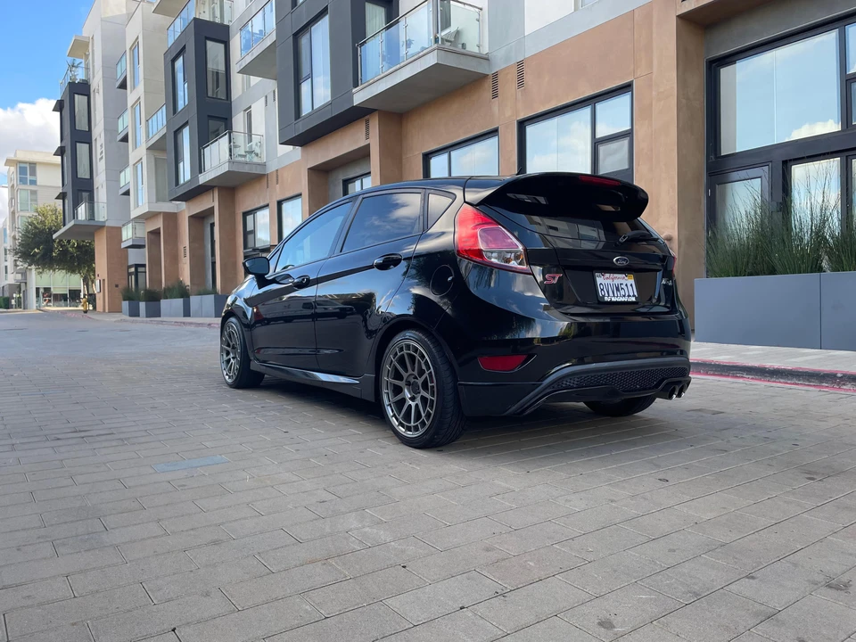 2014 Ford Fiesta - Image 9 of 31