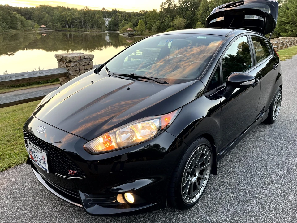 2014 Ford Fiesta - Image 8 of 31