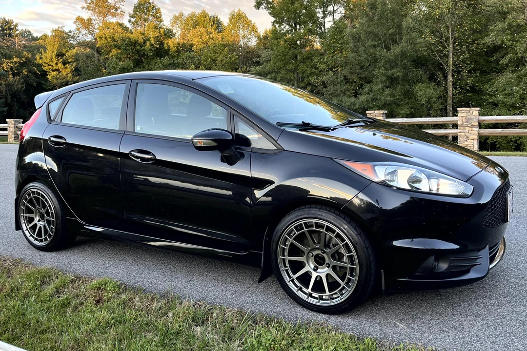 2014 Ford Fiesta - Image 3 of 31