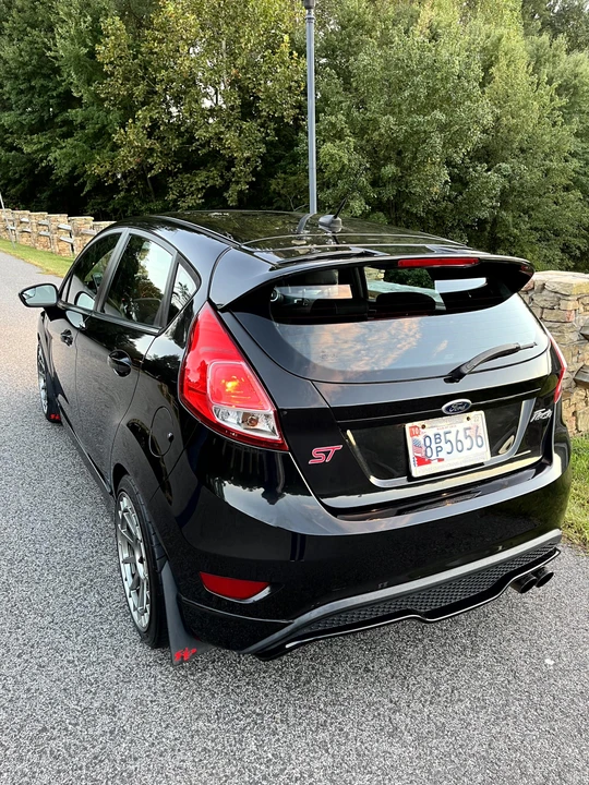 2014 Ford Fiesta - Image 13 of 31