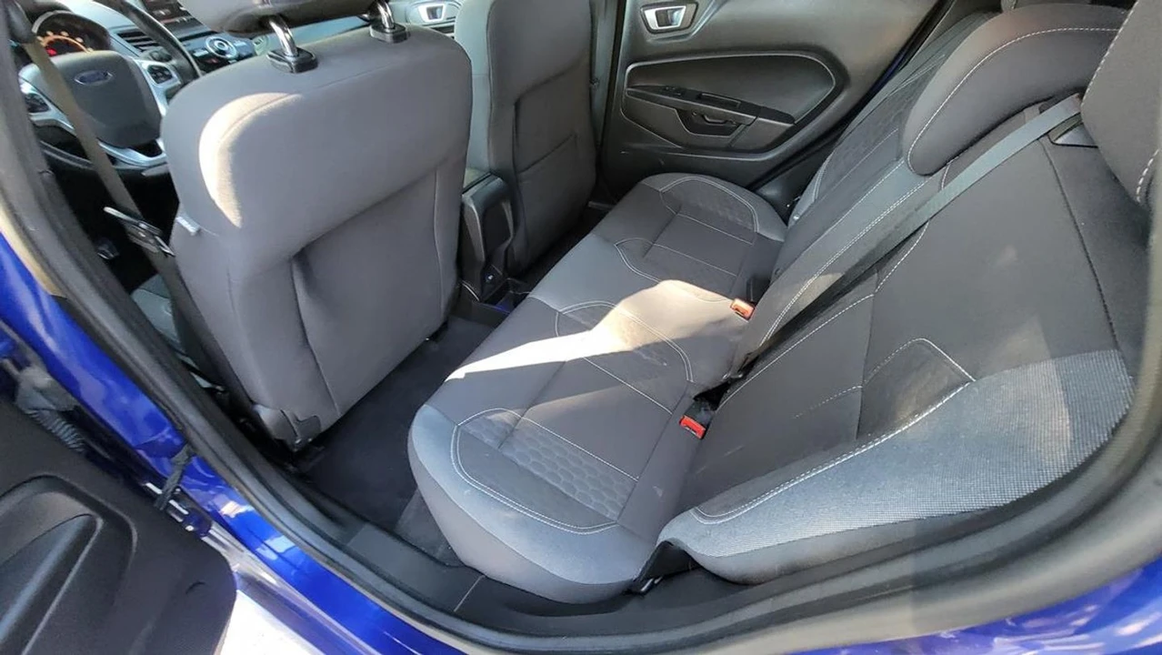 2014 Ford Fiesta - Image 16 of 21