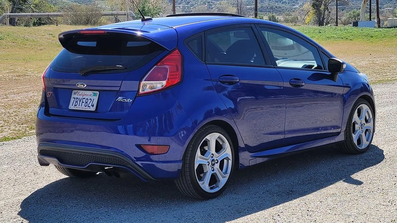 2014 Ford Fiesta - Image 7 of 12
