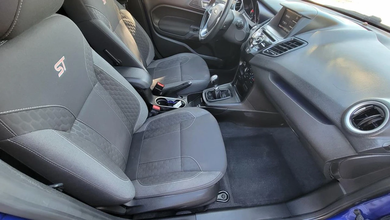 2014 Ford Fiesta - Image 15 of 21