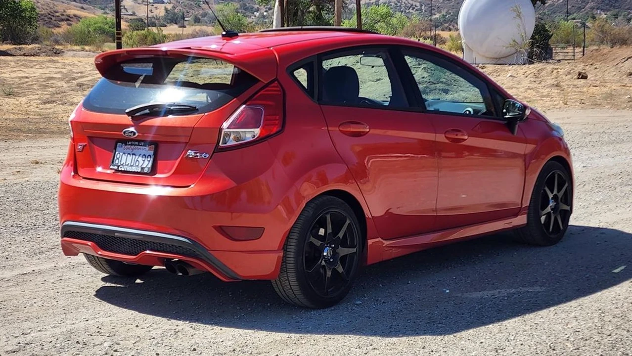 2014 Ford Fiesta - Image 7 of 31