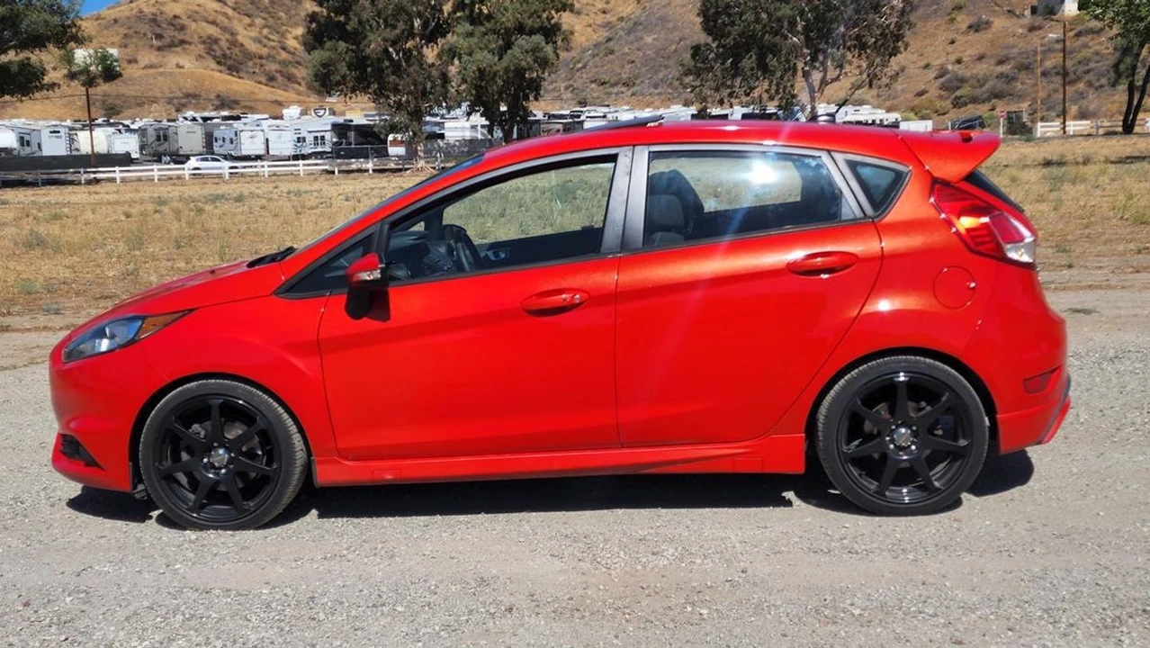 2014 Ford Fiesta - Image 12 of 31