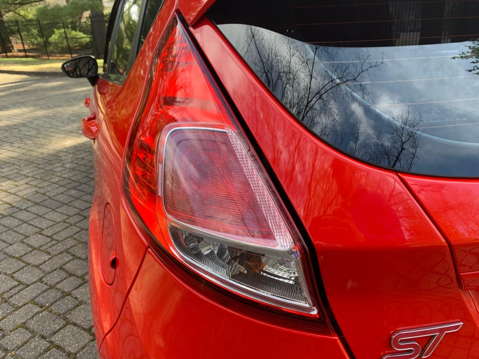 2014 Ford Fiesta - Image 16 of 21